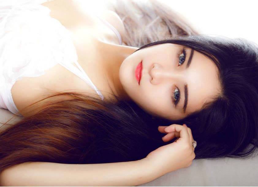 Khám Phá Tuyển Tập Gái Xinh Đẹp Bikini Nóng Bỏng Quyến Rũ Và Đầy Sức Hấp Dẫn