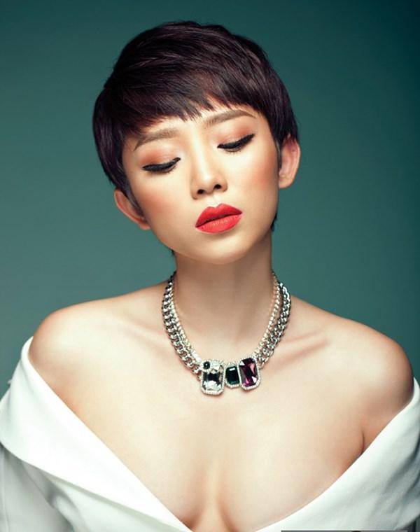 Ảnh Những Cô Gái Xinh Đẹp – Vẻ Đẹp Trong Sáng Và Phong Cách Thời Thượng Khiến Giới Trẻ Mê Mẩn